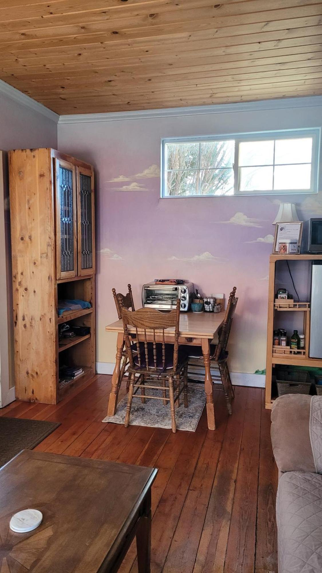 Angel Cottage With A Sauna Or The Cozy With A Jacuzzi Tub, Both Are Studios With A View Of Mount Shasta Chambre photo